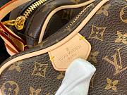 Colestore Louis Vuitton Croissant MM Monogram M46828 25 x 15 x 5 cm - 3