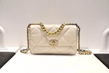 Colestore Chanel 19 Flap Bag In White Gold Hardware size 26x17x8cm