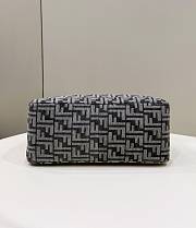 	 Colestore Fendi O Lock Black Size 35/14/23 - 2