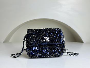 	 Colestore Chanel Flapbag Sequin Blue Size 20cm