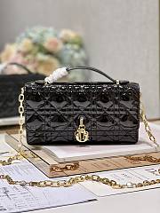 	 Colestore Miss Dior Chain Pouch Black Patent Cannage Lambskin 21 x 11.5 x 4.5cm - 1