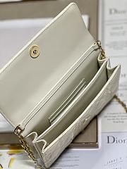 	 Colestore Miss Dior Chain Pouch White Patent Cannage Lambskin 21 x 11.5 x 4.5cm - 3