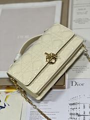 	 Colestore Miss Dior Chain Pouch White Patent Cannage Lambskin 21 x 11.5 x 4.5cm - 2