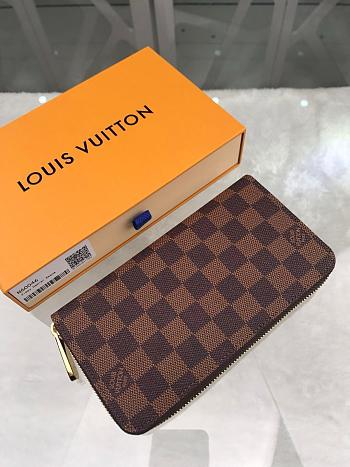 Colestore  Louis Vuitton Zippy Wallet  N60046 Size 19.5X10cm