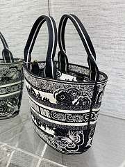 	 Colestore Dior Hat Basket Bag White and Black 27*20*8cm - 5