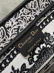 	 Colestore Dior Hat Basket Bag White and Black 27*20*8cm - 3