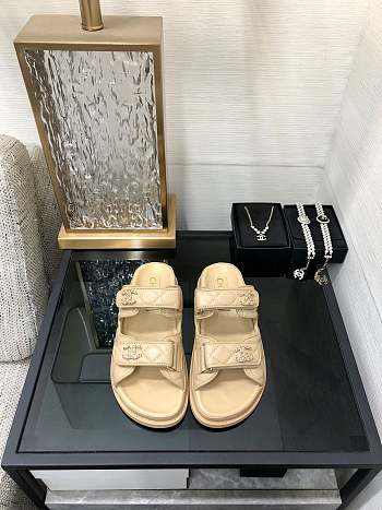 	 Colestore Chanel Slipper Beige 01