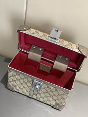 	 GUCCI New Monogram GG Globe Trotter Bamboo Vanity Case Bag 01 - 5