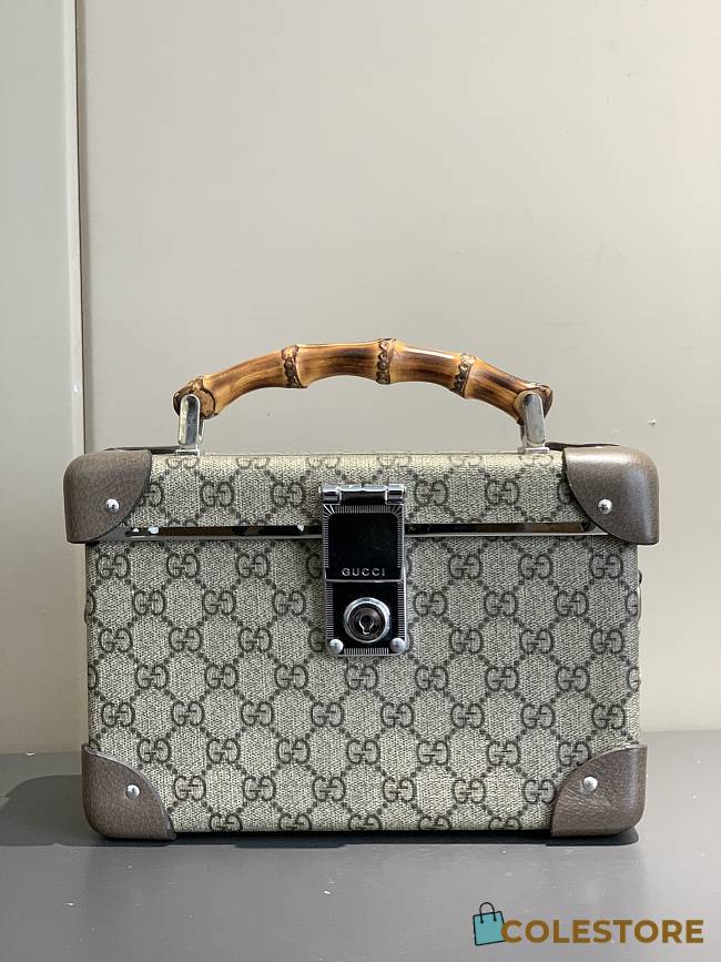 	 GUCCI New Monogram GG Globe Trotter Bamboo Vanity Case Bag 01 - 1