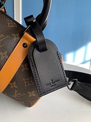 Colestore Louis Vuitton Keepall Bandoulière 25  - 3