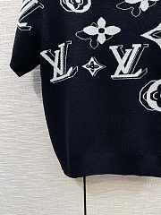 	 Colestore Louis Vuitton Women T-shirt Black  - 5