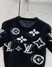 	 Colestore Louis Vuitton Women T-shirt Black  - 2
