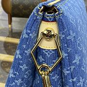 Colestore Louis Vuitton Coussin Denim PM M24564 Size 26*20*12cm - 2