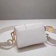 	 Colestore Dior 30 Montaigne Shiny Crinkled Lambskin Box Bag White 17.5*11.5*5cm - 6