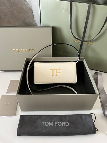 	 Colestore Tom Ford Mini Leather White Bag 19 X 10.5 X 3 CM