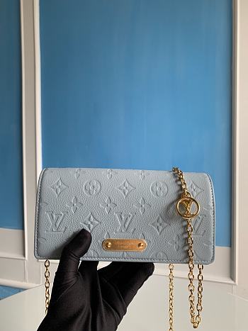 Colestore Louis Vuitton Wallet On Chain Lily M83233 Size 20.7 x 10.2 x 3.5 cm