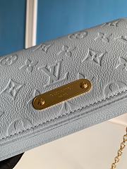 Colestore Louis Vuitton Wallet On Chain Lily M83233 Size 20.7 x 10.2 x 3.5 cm - 4
