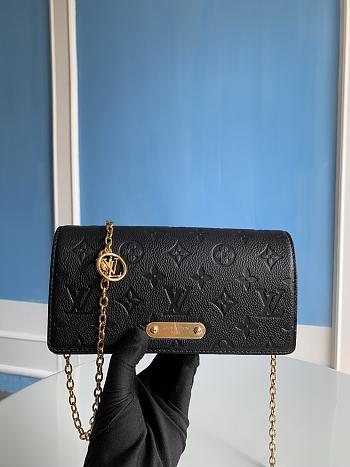 	 Colestore Louis Vuitton Wallet On Chain Lily M83233 Black Size 20.7 x 10.2 x 3.5 cm