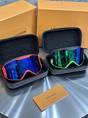 Colestore Louis Vuitton SunGlasses  - 4