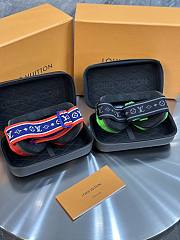 Colestore Louis Vuitton SunGlasses  - 3