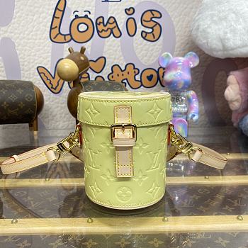 	 Colestore Louis Vuitton Monogram Vernis M24099 Size 12.0 x 14.2 x 12.0