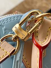 	 Colestore Louis Vuitton Alma BB Vernis M24062 Size 23.5 x 17.5 x 11.5 - 2