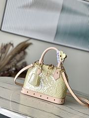 	 Colestore Louis Vuitton Alma BB Vernis M24063  Size 23.5 x 17.5 x 11.5 - 1