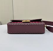 	 Colestore Fendi Baguette Bag In Sand And Pink Size 27 x 6.5 x 15 cm - 3