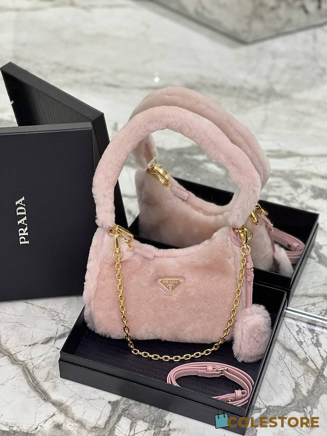 Colestore Prada Re-Edition Shearling Mini-Bag Size 22*18*6cm - 1