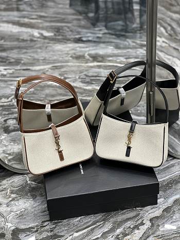 	 Colestore YSL Le 5 A 7 Black White And Size 25X14X6cm