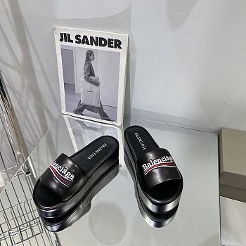 Colestore Balenciaga Slipper Black
