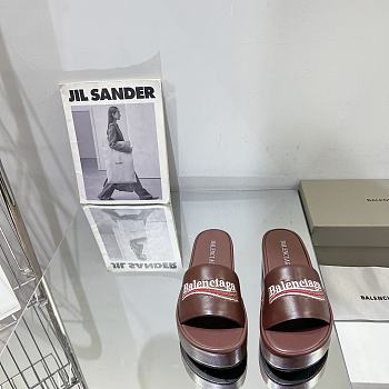 	 Colestore Balenciaga Slipper Brown