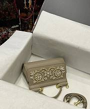 	 Colestore Dolce&Gabbana Beige Size 18cm - 4