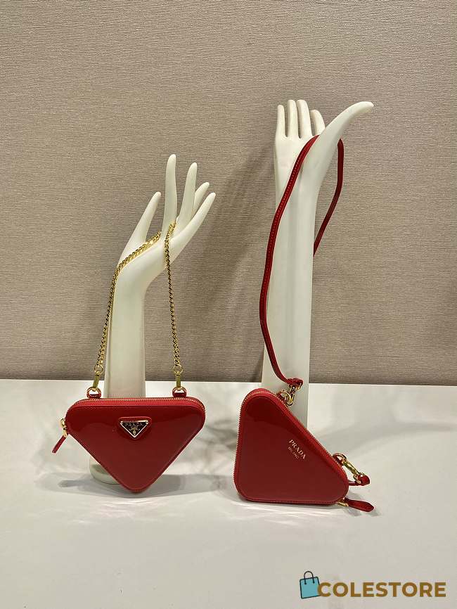 Colestore Prada Triangular Patent Leather Mini Pouch Red 15x10x5cm - 1