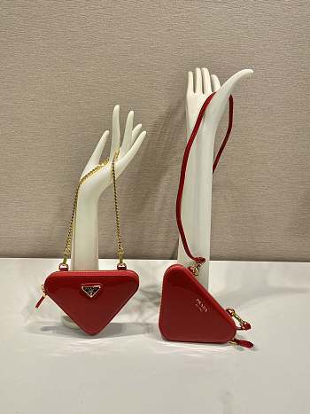Colestore Prada Triangular Patent Leather Mini Pouch Red 15x10x5cm
