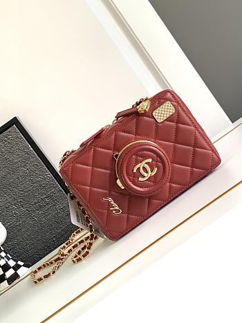 Colestore Chanel Camera Bag Lambskin & Gold-Tone Metal Red 11.5 × 16 × 6 cm