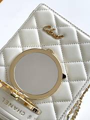 	 Colestore Chanel Camera Bag Lambskin & Gold-Tone Metal White 11.5 × 16 × 6 cm - 3