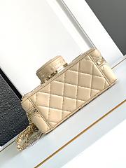 	 Colestore Chanel Camera Bag Lambskin & Gold-Tone Metal Beige 11.5 × 16 × 6 cm - 3