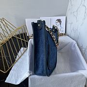 	 Colestore Chanel Hobo Denim Blue Size 24 × 22 × 6 cm - 2
