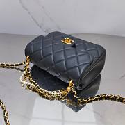 	 Colestore Chanel 24P Pearl Black Size 14.5*19.5*7.5cm - 3