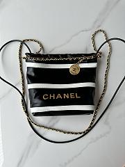 	 Colestore Chanel 22 Small Bag Calfskin Black And White 20 × 19 × 6 cm - 3