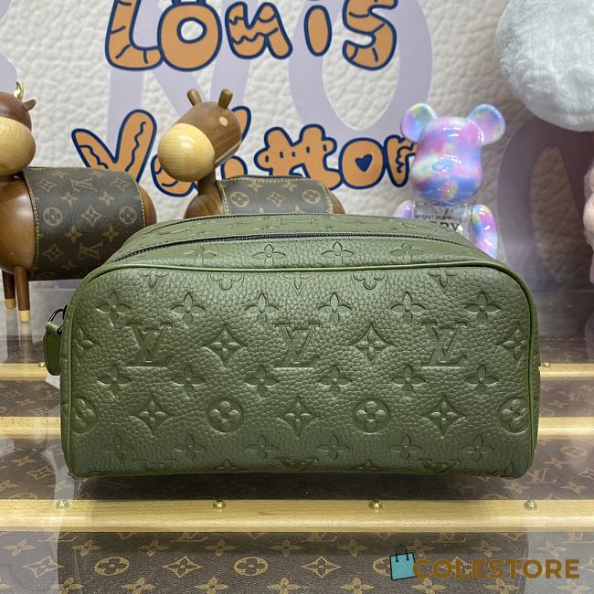 Colestore Louis Vuitton Dopp Kit Toilet Pouch Green 28*15*16.5cm - 1