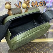 Colestore Louis Vuitton Dopp Kit Toilet Pouch Green 28*15*16.5cm - 5