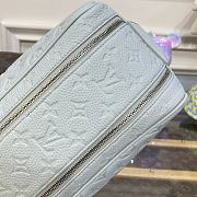 	 Colestore Louis Vuitton Dopp Kit Toilet Pouch White 28*15*16.5cm - 6