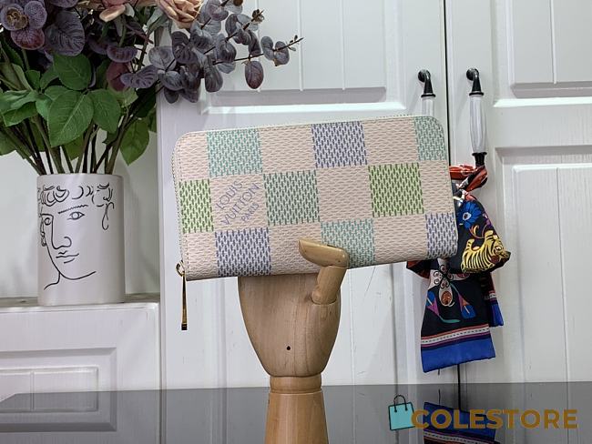 	 Colestore Louis Vuitton Zippy Wallet Green N40748 Size 19.5 x 10.5 x 2.5 cm - 1
