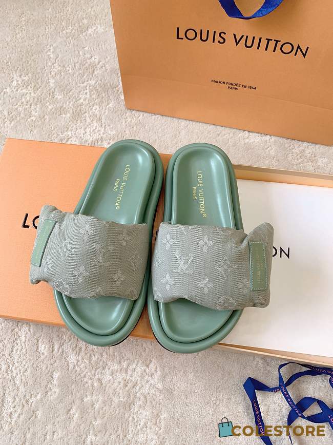 Colestore Louis Vuitton Pool Pillow Flat Comfort Slippers Kaki - 1
