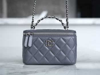 	 Colestore Chanel 23K Vanity Chain Shoulder Bag Grey 9.5*17*8cm
