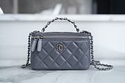 	 Colestore Chanel 23K Vanity Chain Shoulder Bag Grey 9.5*17*8cm - 2