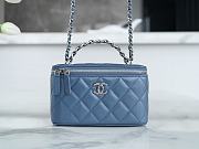  Colestore Chanel 23K Vanity Chain Shoulder Bag Blue 9.5*17*8cm - 3