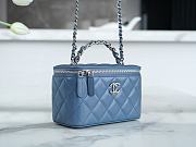  Colestore Chanel 23K Vanity Chain Shoulder Bag Blue 9.5*17*8cm - 4